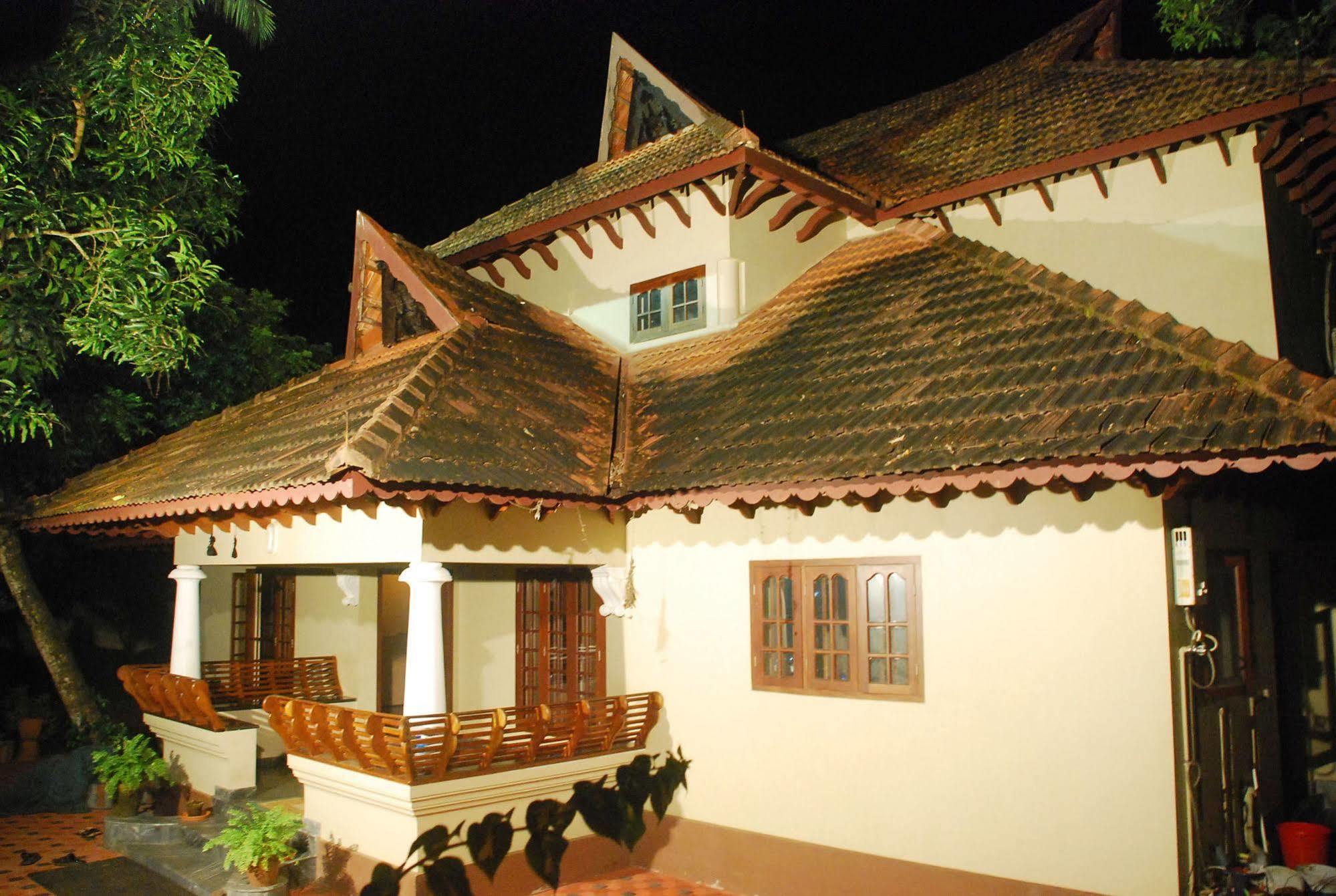 Casamaria Beach Resort Alappuzha Exterior photo